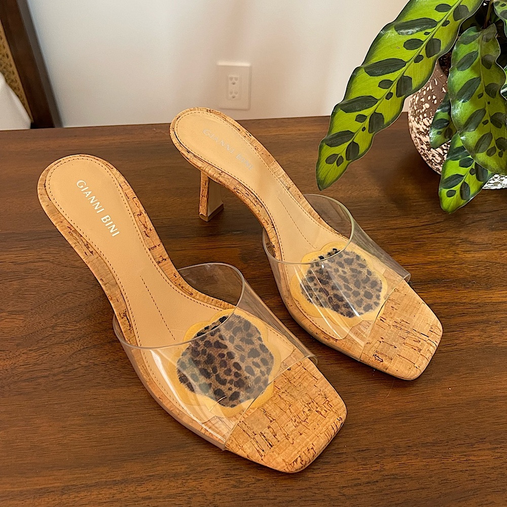 Gianni Bini Lumyiee clear cork heels